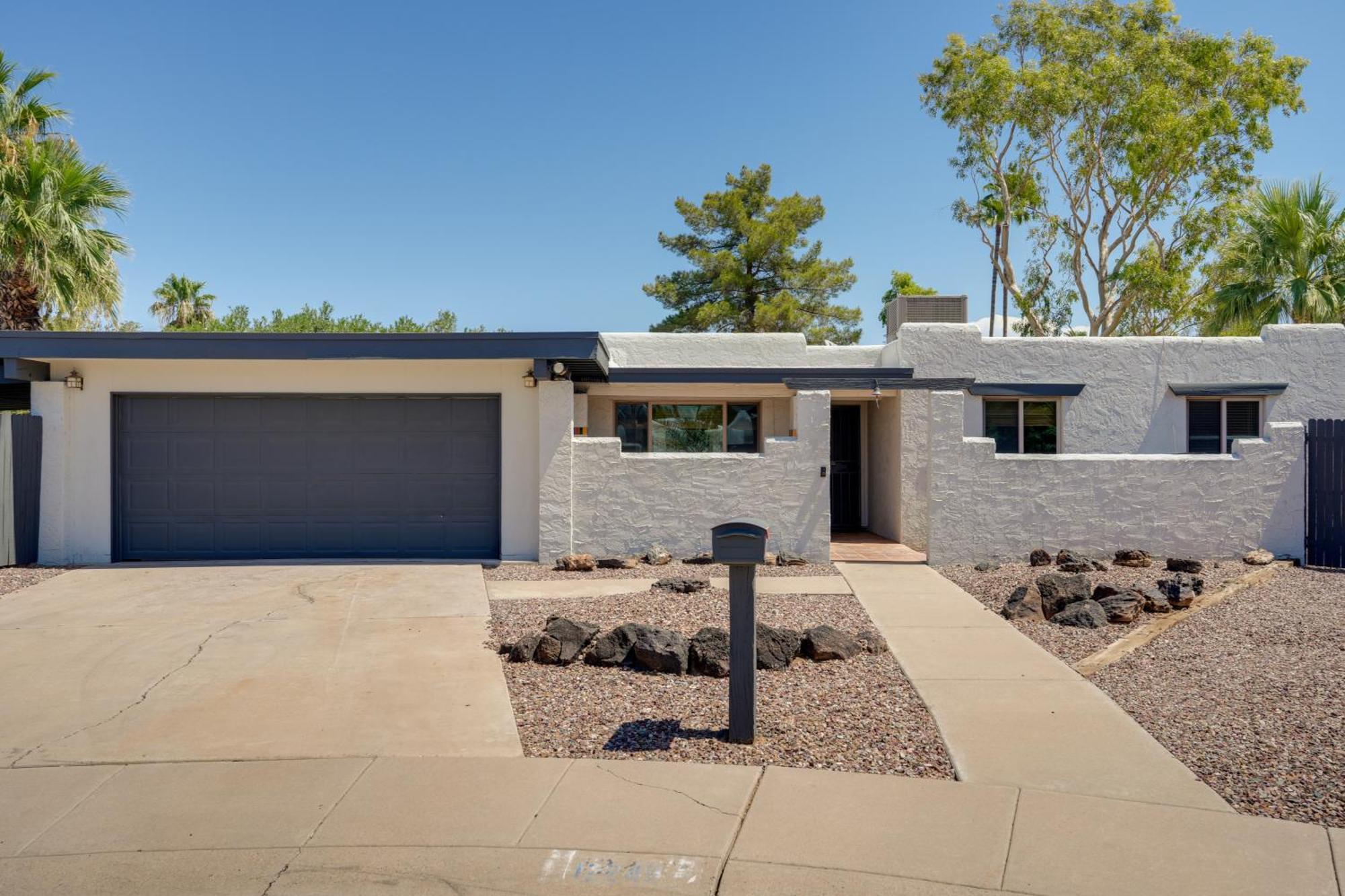 Phoenix Home With Pool About 10 Mi To Camelback Mtn ภายนอก รูปภาพ